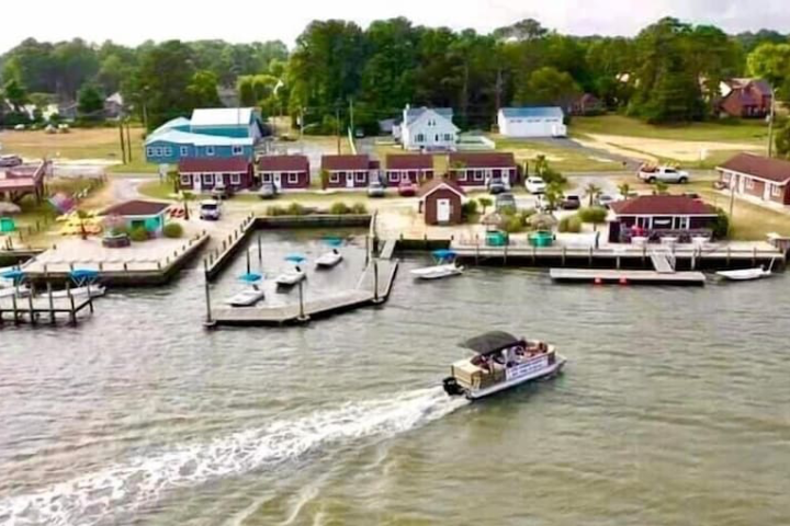 a small boat in a body of water